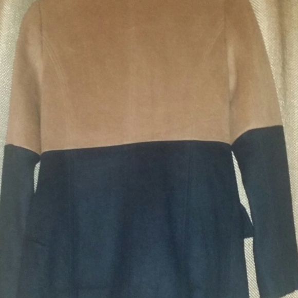 W118 by Walter Baker Two-Toned Tailored Car Coat in Camel & Black Sz S, NWT - Picture 7 of 8